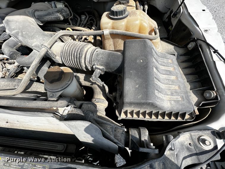 image for item JH9281 2011 Ford F450 Super Duty  flatbed truck