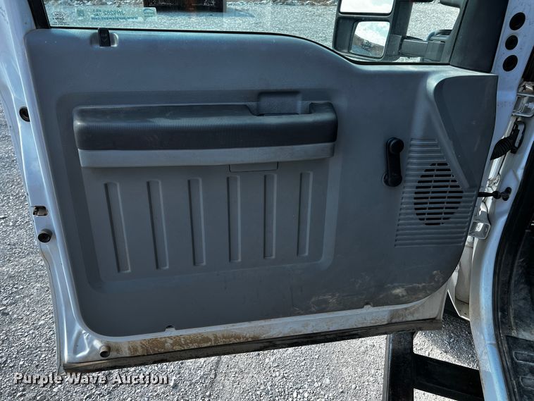 image for item JH9282 2014 Ford F450 Super Duty  flatbed truck