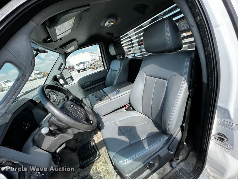 image for item JH9282 2014 Ford F450 Super Duty  flatbed truck