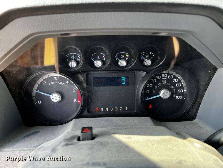 image for item JH9282 2014 Ford F450 Super Duty  flatbed truck