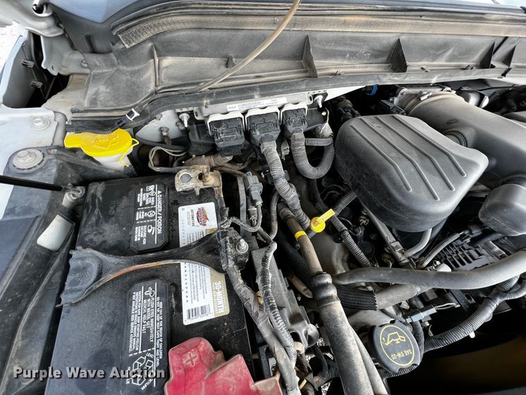 image for item JH9282 2014 Ford F450 Super Duty  flatbed truck