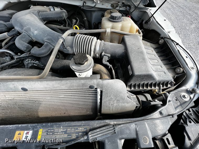 image for item JH9282 2014 Ford F450 Super Duty  flatbed truck