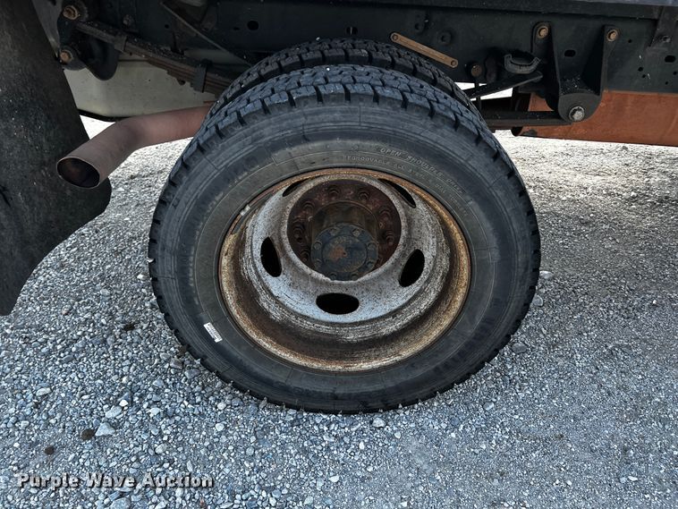 image for item JH9282 2014 Ford F450 Super Duty  flatbed truck