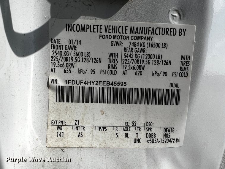 image for item JH9282 2014 Ford F450 Super Duty  flatbed truck