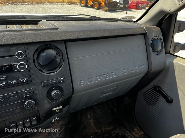 image for item JH9283 2014 Ford F450 Super Duty  flatbed truck