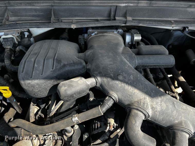 image for item JH9283 2014 Ford F450 Super Duty  flatbed truck