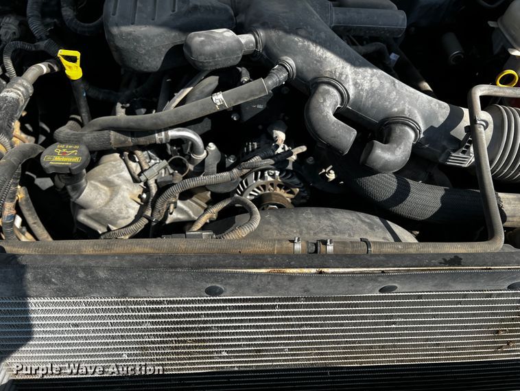 image for item JH9283 2014 Ford F450 Super Duty  flatbed truck