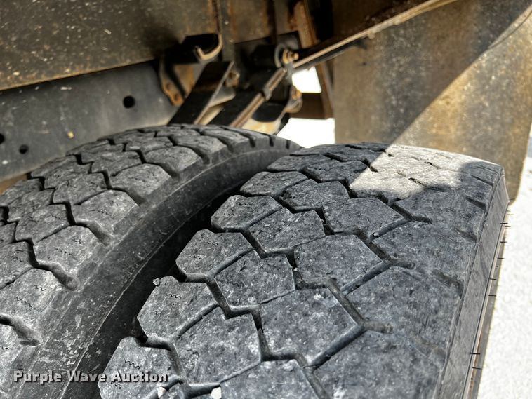 image for item JH9283 2014 Ford F450 Super Duty  flatbed truck