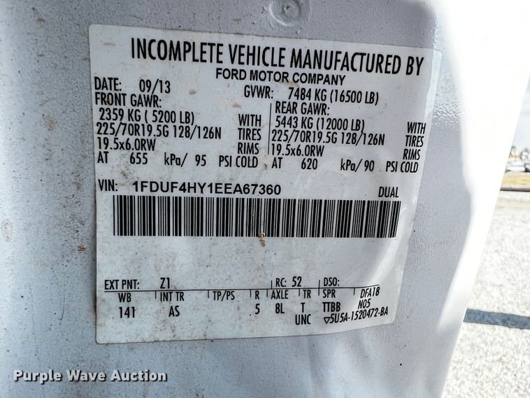 image for item JH9283 2014 Ford F450 Super Duty  flatbed truck