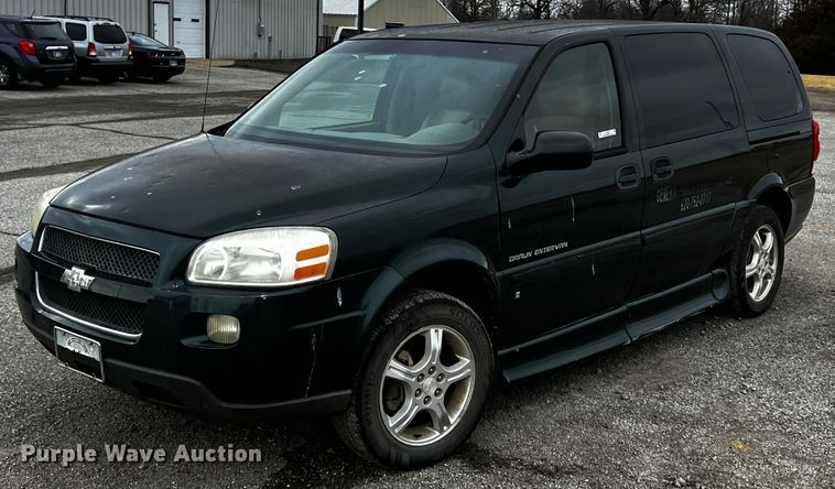 image for item JH9287 2006 Chevrolet Uplander  handicap accessible van