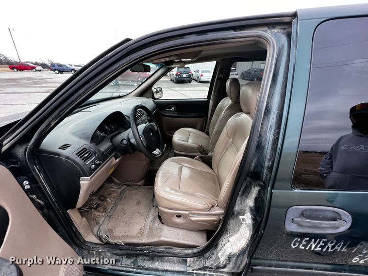 image for item JH9287 2006 Chevrolet Uplander  handicap accessible van