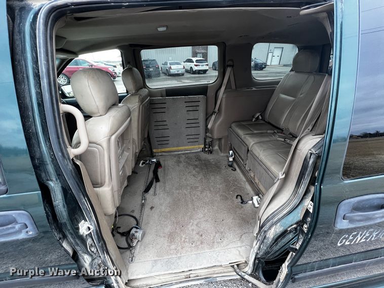 image for item JH9287 2006 Chevrolet Uplander  handicap accessible van