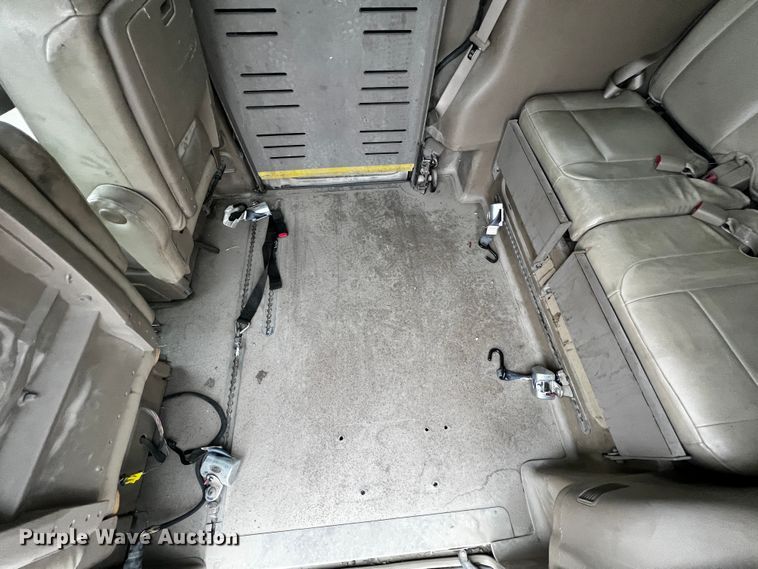 image for item JH9287 2006 Chevrolet Uplander  handicap accessible van