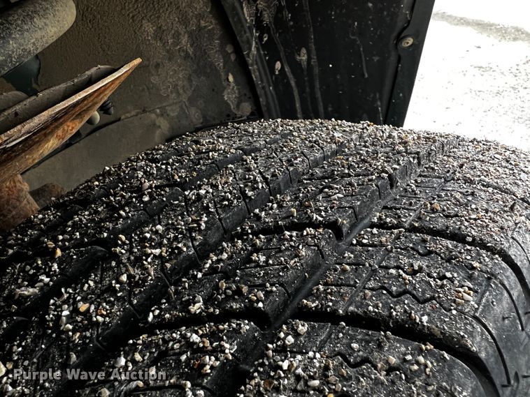 image for item JH9287 2006 Chevrolet Uplander  handicap accessible van