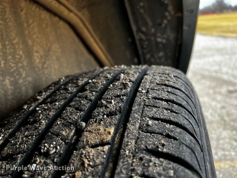 image for item JH9287 2006 Chevrolet Uplander  handicap accessible van