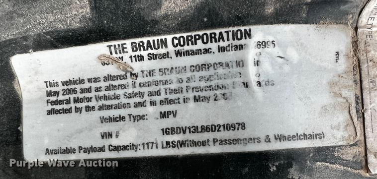 image for item JH9287 2006 Chevrolet Uplander  handicap accessible van