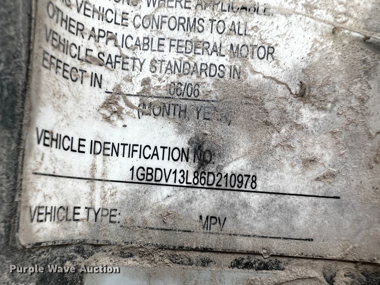 image for item JH9287 2006 Chevrolet Uplander  handicap accessible van