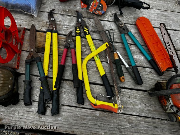 image for item JH9289 Lawn equipment