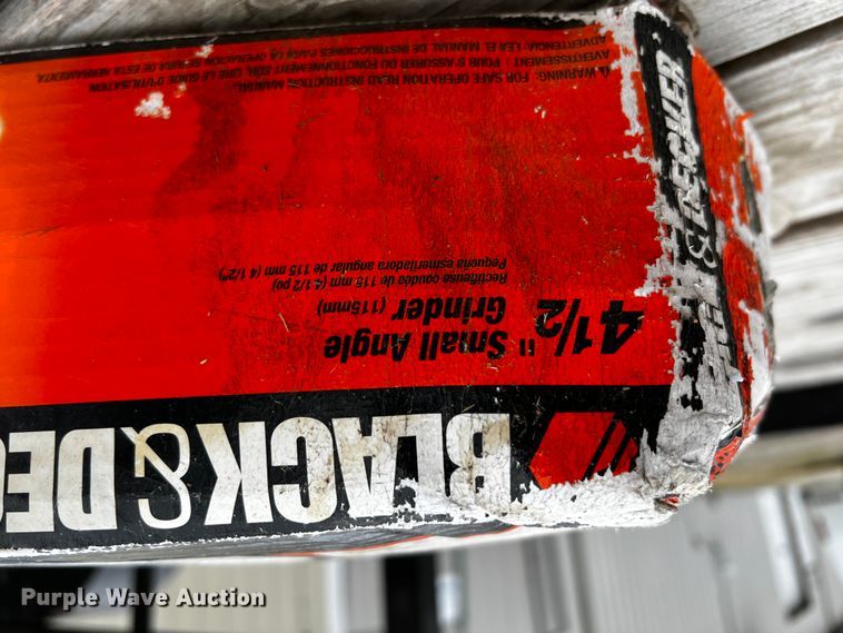 image for item JH9289 Lawn equipment