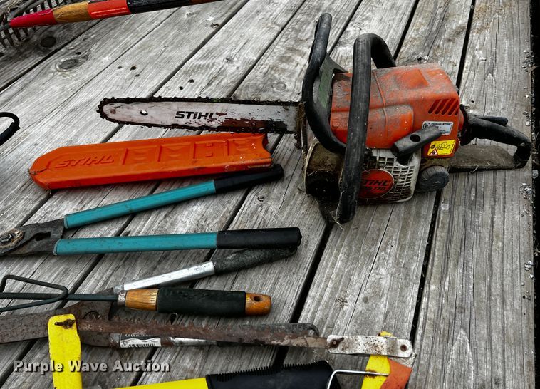 image for item JH9289 Lawn equipment