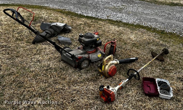 image for item JH9290 Lawn equipment