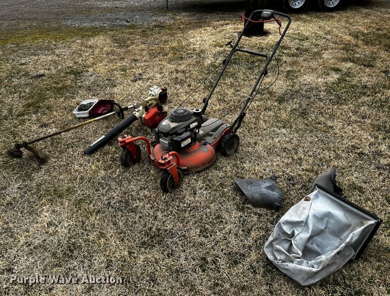 image for item JH9290 Lawn equipment