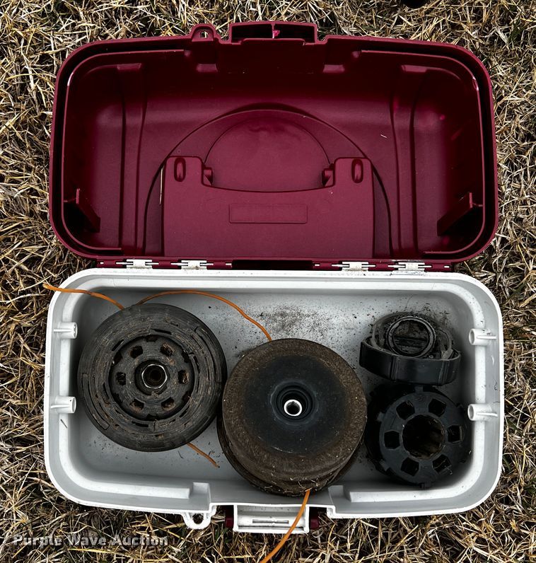 image for item JH9290 Lawn equipment