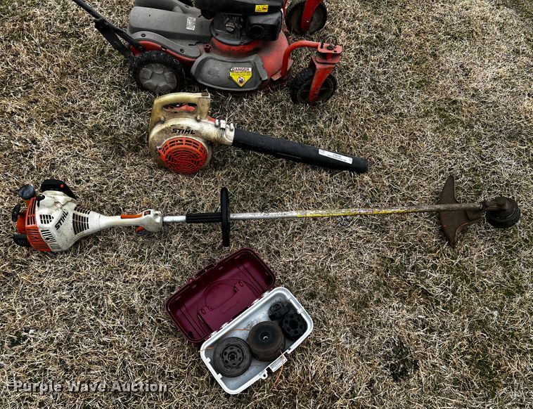 image for item JH9290 Lawn equipment