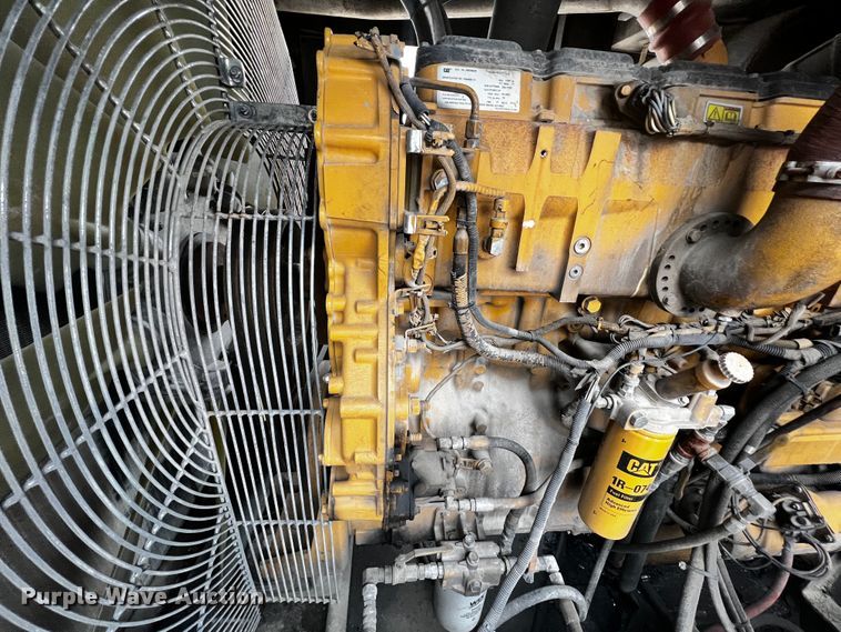 image for item JH9291 Sullair 1450  air compressor