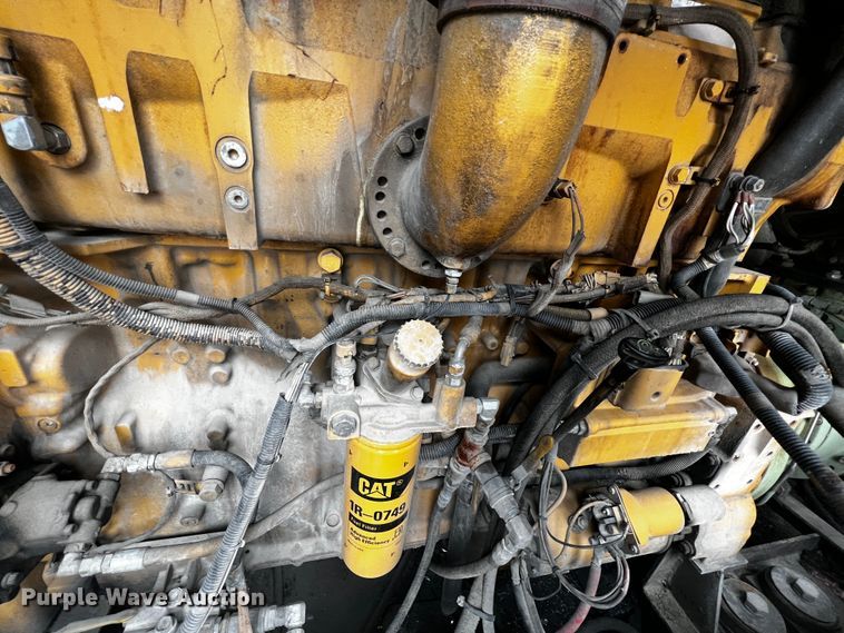 image for item JH9291 Sullair 1450  air compressor