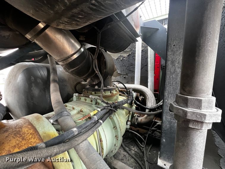 image for item JH9291 Sullair 1450  air compressor