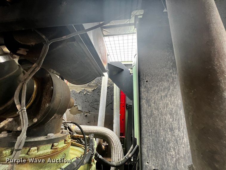 image for item JH9291 Sullair 1450  air compressor