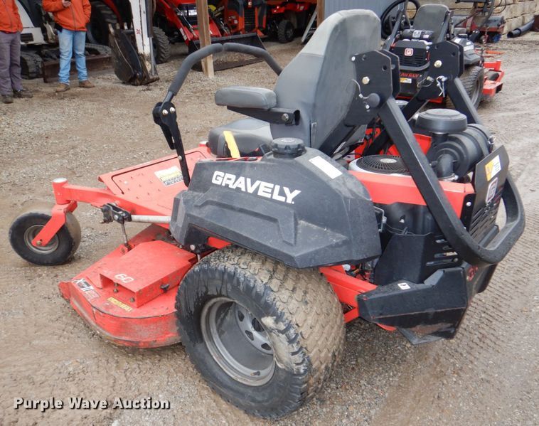 image for item JJ9222 Gravely Pro-Turn 460  ZTR lawn mower