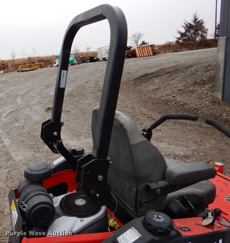 image for item JJ9222 Gravely Pro-Turn 460  ZTR lawn mower