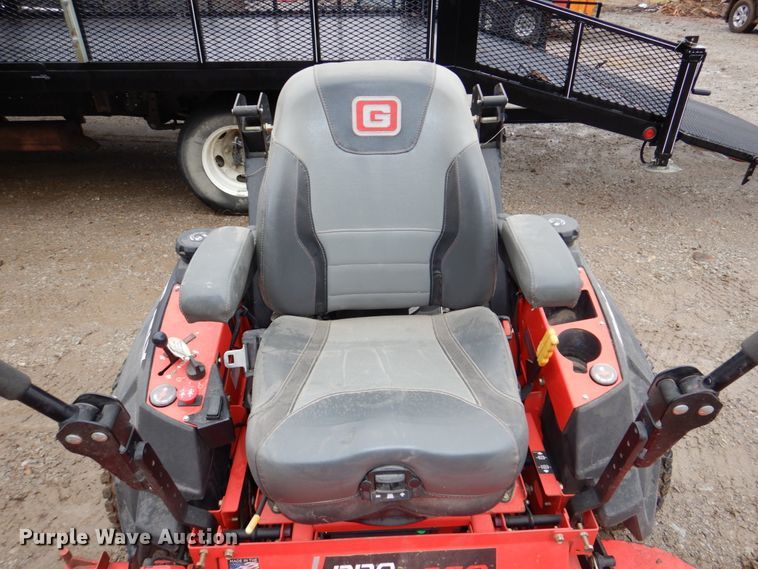 image for item JJ9222 Gravely Pro-Turn 460  ZTR lawn mower