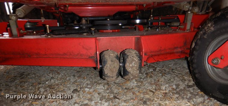 image for item JJ9223 Gravely Pro-Turn 460  ZTR lawn mower