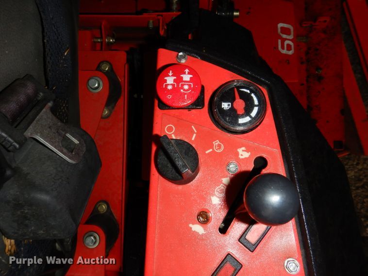 image for item JJ9223 Gravely Pro-Turn 460  ZTR lawn mower