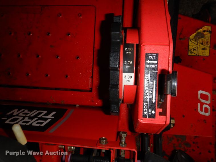 image for item JJ9223 Gravely Pro-Turn 460  ZTR lawn mower