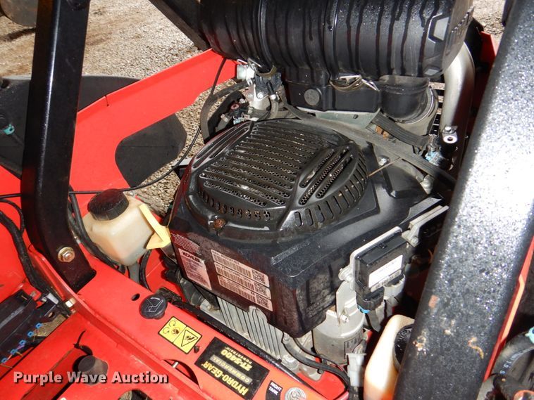 image for item JJ9223 Gravely Pro-Turn 460  ZTR lawn mower