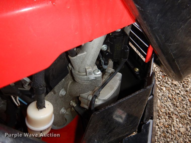 image for item JJ9223 Gravely Pro-Turn 460  ZTR lawn mower