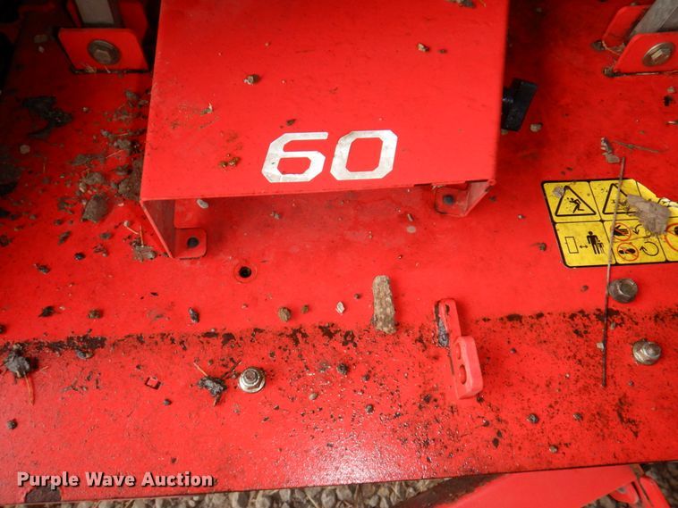 image for item JJ9223 Gravely Pro-Turn 460  ZTR lawn mower