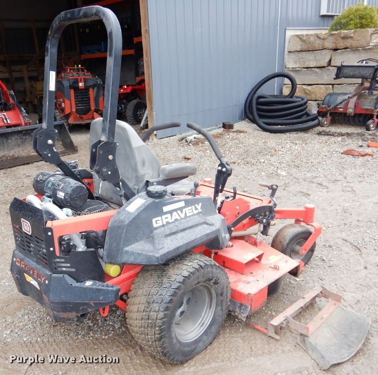 image for item JJ9225 Gravely Pro-Turn 460  ZTR lawn mower