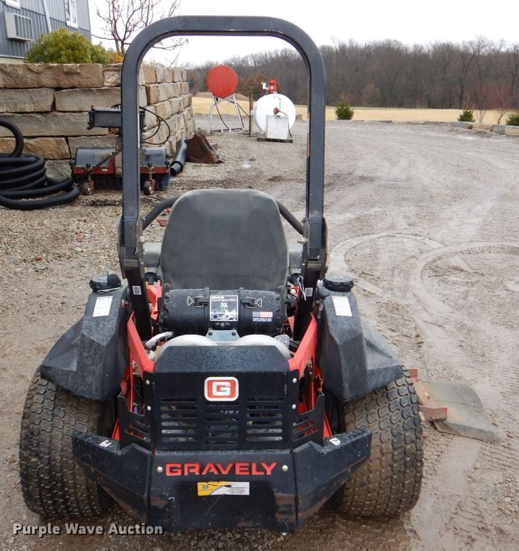 image for item JJ9225 Gravely Pro-Turn 460  ZTR lawn mower