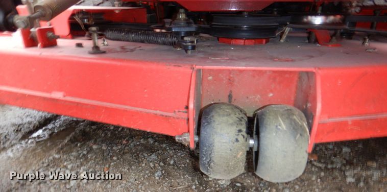 image for item JJ9225 Gravely Pro-Turn 460  ZTR lawn mower