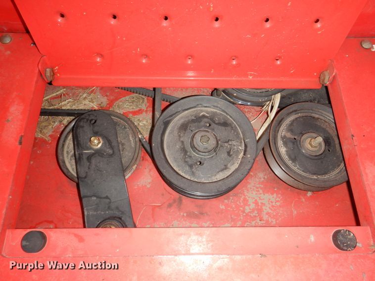 image for item JJ9225 Gravely Pro-Turn 460  ZTR lawn mower