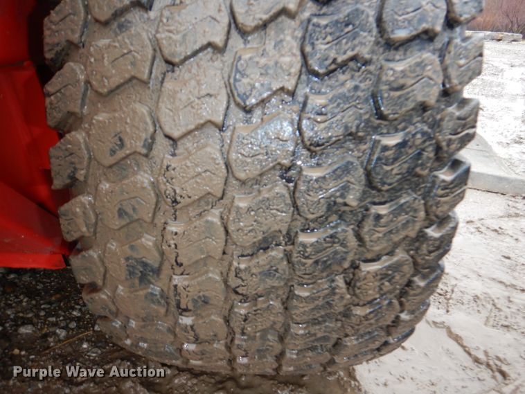 image for item JJ9225 Gravely Pro-Turn 460  ZTR lawn mower