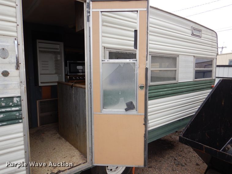 image for item JJ9228 1971 Prowler  camper