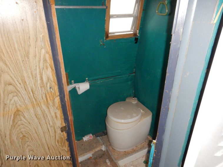 image for item JJ9228 1971 Prowler  camper