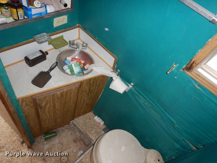 image for item JJ9228 1971 Prowler  camper