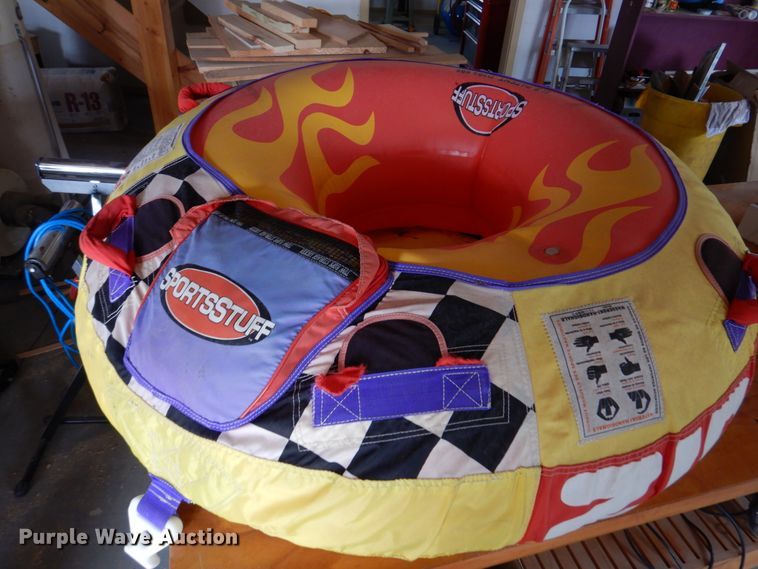 image for item JJ9295 1986 Larson  boat